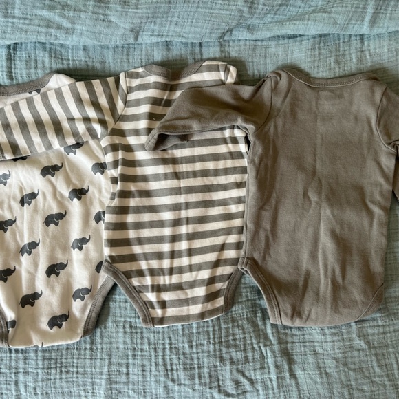 3-Pack NWOT Organic L/S bodysuit’s Monica & Andy - Picture 7 of 8